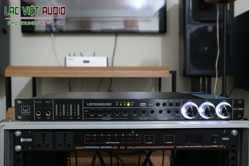Tổng quan về sản phẩm Vang cơ karaoke Listensound FX 720MK