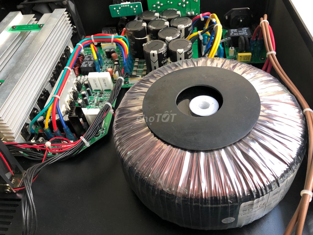Cục đẩy công suất bãi MU D68 chất lượng cao, giá rẻ Cục đẩy công suất bãi MU D68 chất lượng cao, giá rẻ