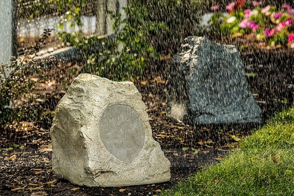 Loa sân vườn Jamo JR-6 Granite có khả năng chống nước cực tốt