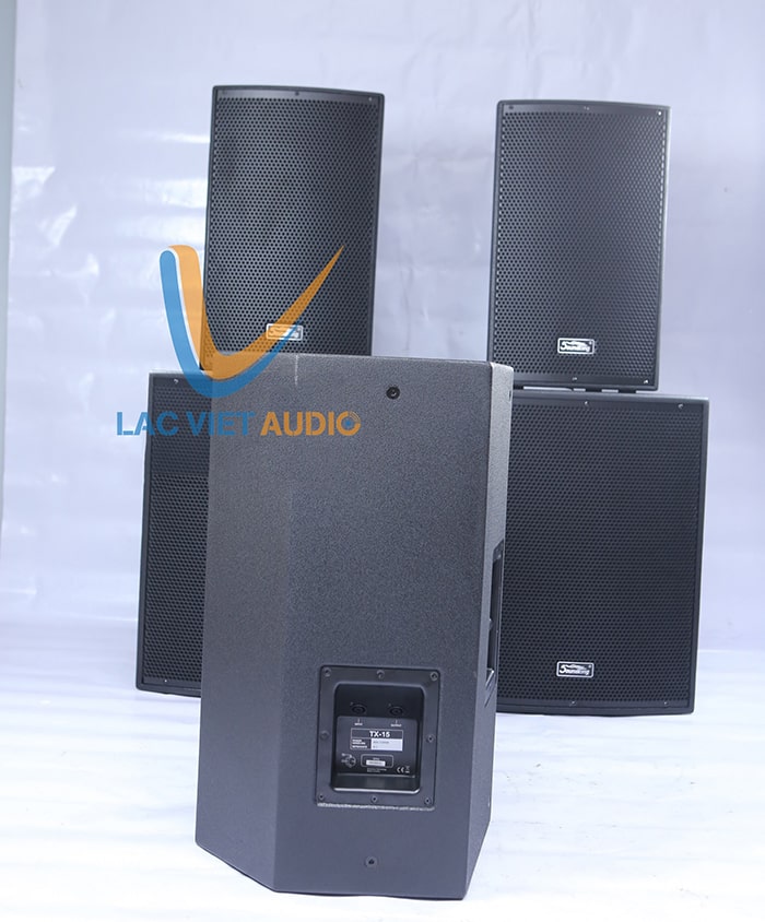 Loa Soundking TX-15 tương thích tốt với các thiết bị âm thanh khác