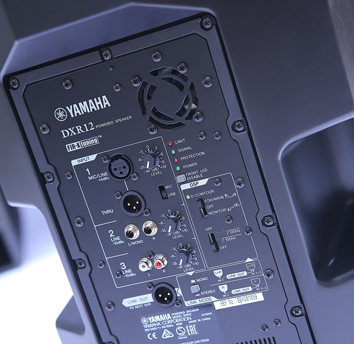 Yamaha DXR12 tích hợp bộ xử lý DSP 48-bit tiên tiến