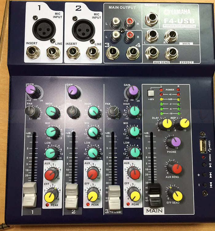 Nút Echo trên bàn mixer dùng để chỉnh hiệu ứng vang vọng cho giọng hát