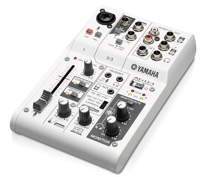 Bàn mixer thu âm tốt nhất Yamaha AG03