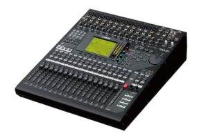 Bàn mixer Yamaha 01V96