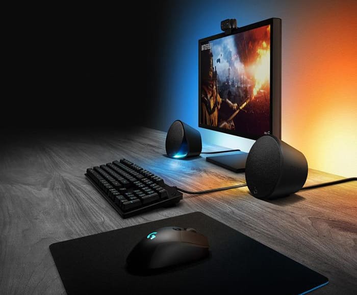 Loa máy tính gaming Logitech LightSync G560: 3.600.000 đồng