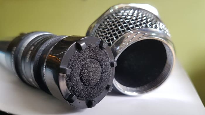 Cần lưu ý những gì khi vệ sinh micro