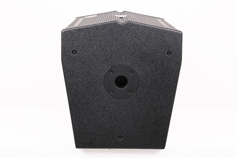 LEQI ZX-12 có sẵn vị trí để lắp chân loa