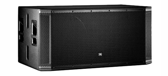 Loa sub JBL SRX 828SP có kích thước đồ sộ, mạnh mẽ
