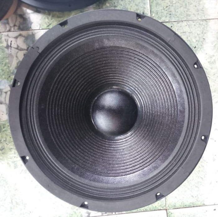 Củ loa rời JBL từ 220 coil 85: 1.600.000 đồng