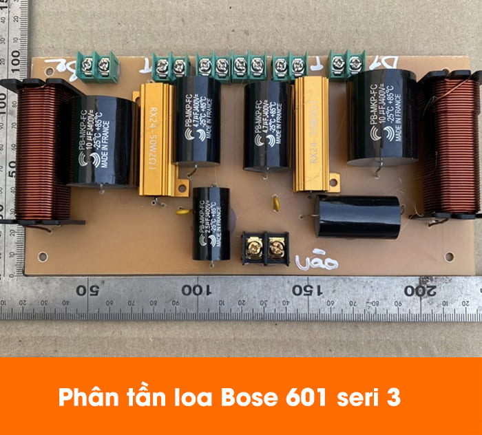 Phân tần loa Bose 601 seri 3: 450.000 đồng