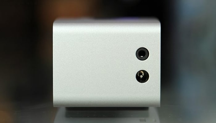 Thời lượng pin sử dụng lên tới 7-8 giờ đồng hồ