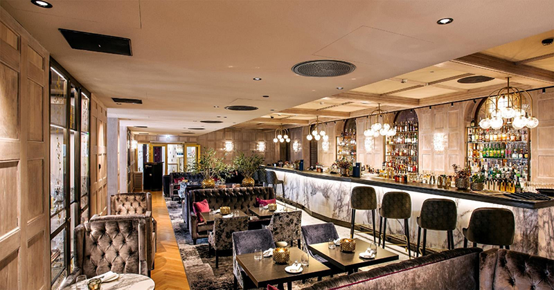 Hình ảnh loa thông báo lắp đặt tại quán cafe