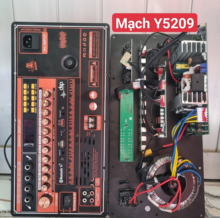 Mạch loa kẹo kéo 1000W F200HT: 1.300.000 đồng
