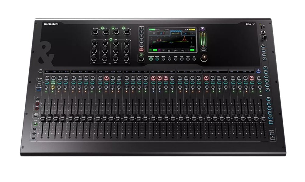Allen & Heath QU-7 hoạt động với bộ xử lý trung tâm FPGA XCVI ở tần số mẫu 96kHz