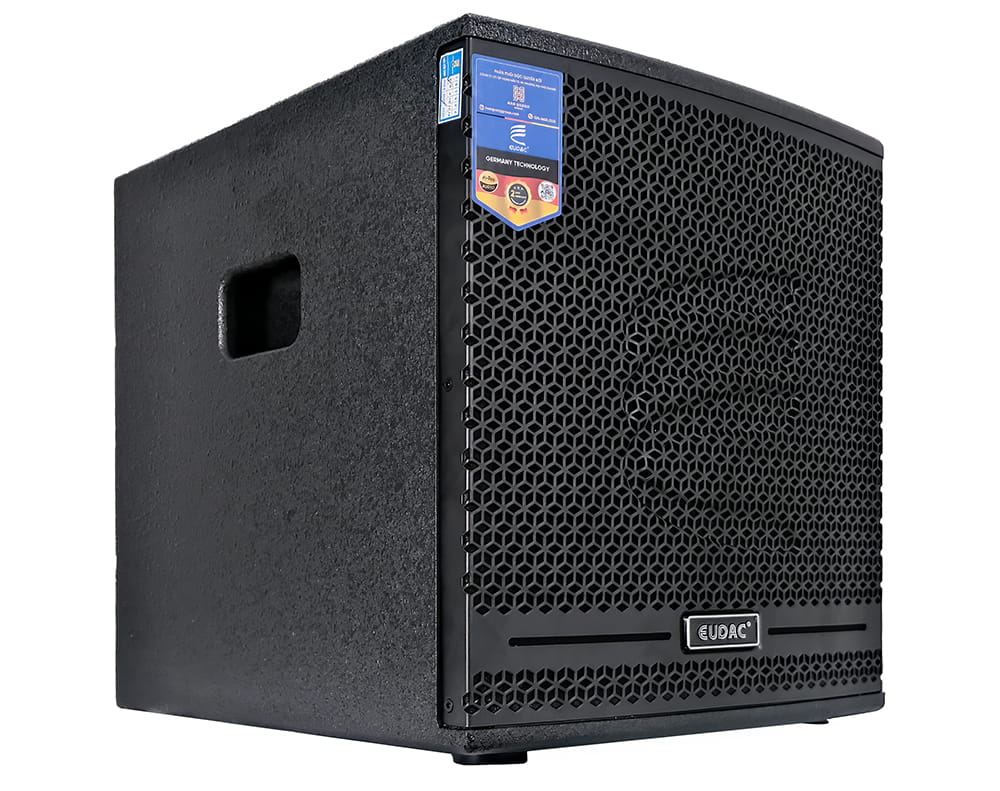 Loa sub EUDAC LUX-12SA tạo lực bass rõ và có độ “đẩy” tốt
