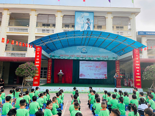 Phục vụ sân khấu văn nghệ, mít tinh